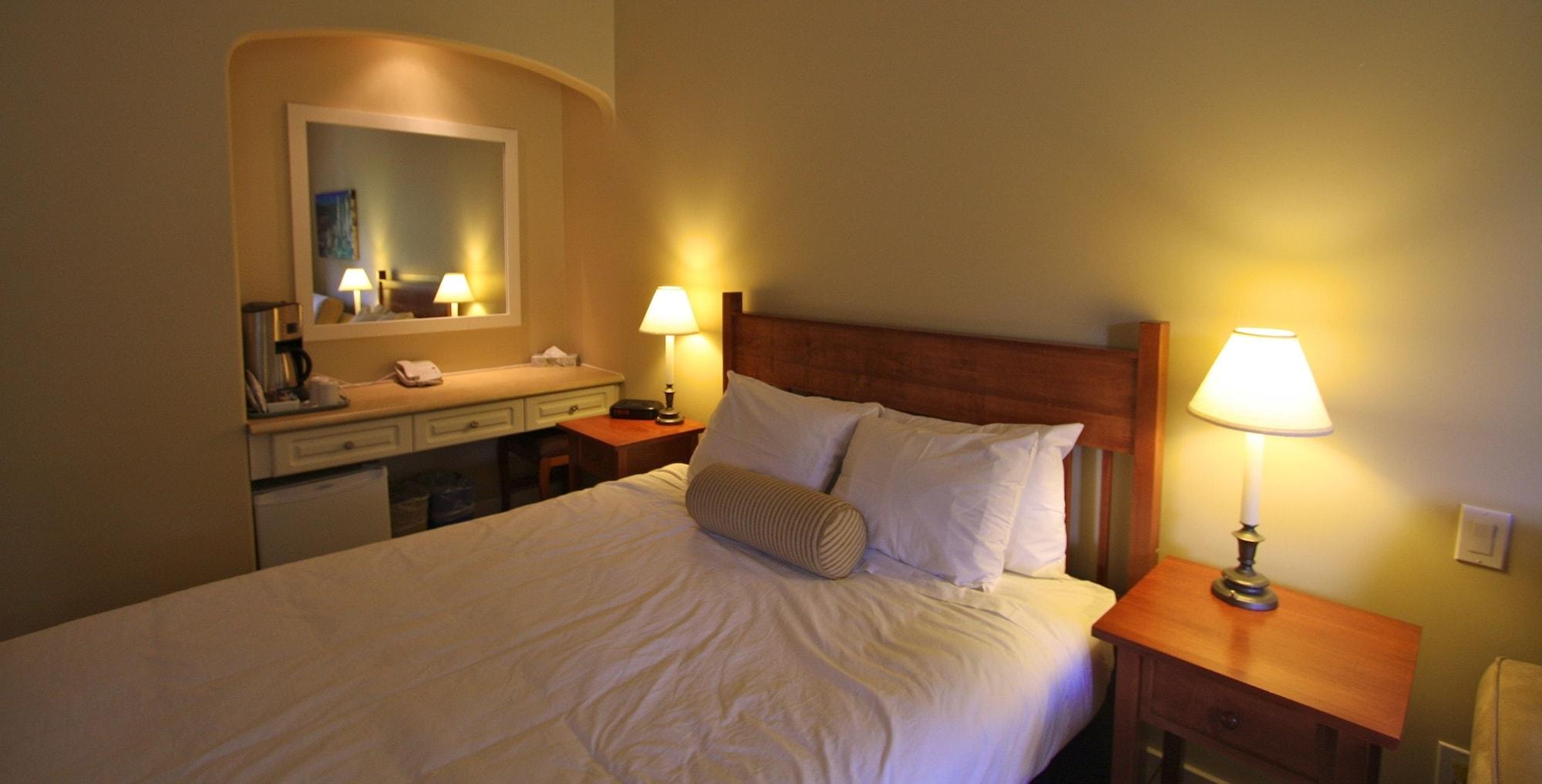 The Pinnacle Lodge Sun Peaks Bagian luar foto